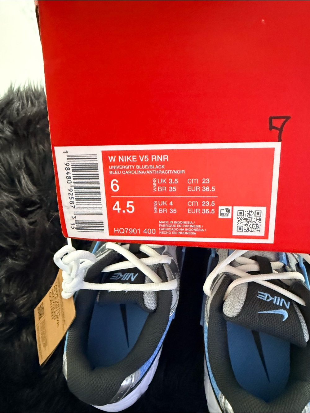 Nike v5 RNR - Picture 7 of 7